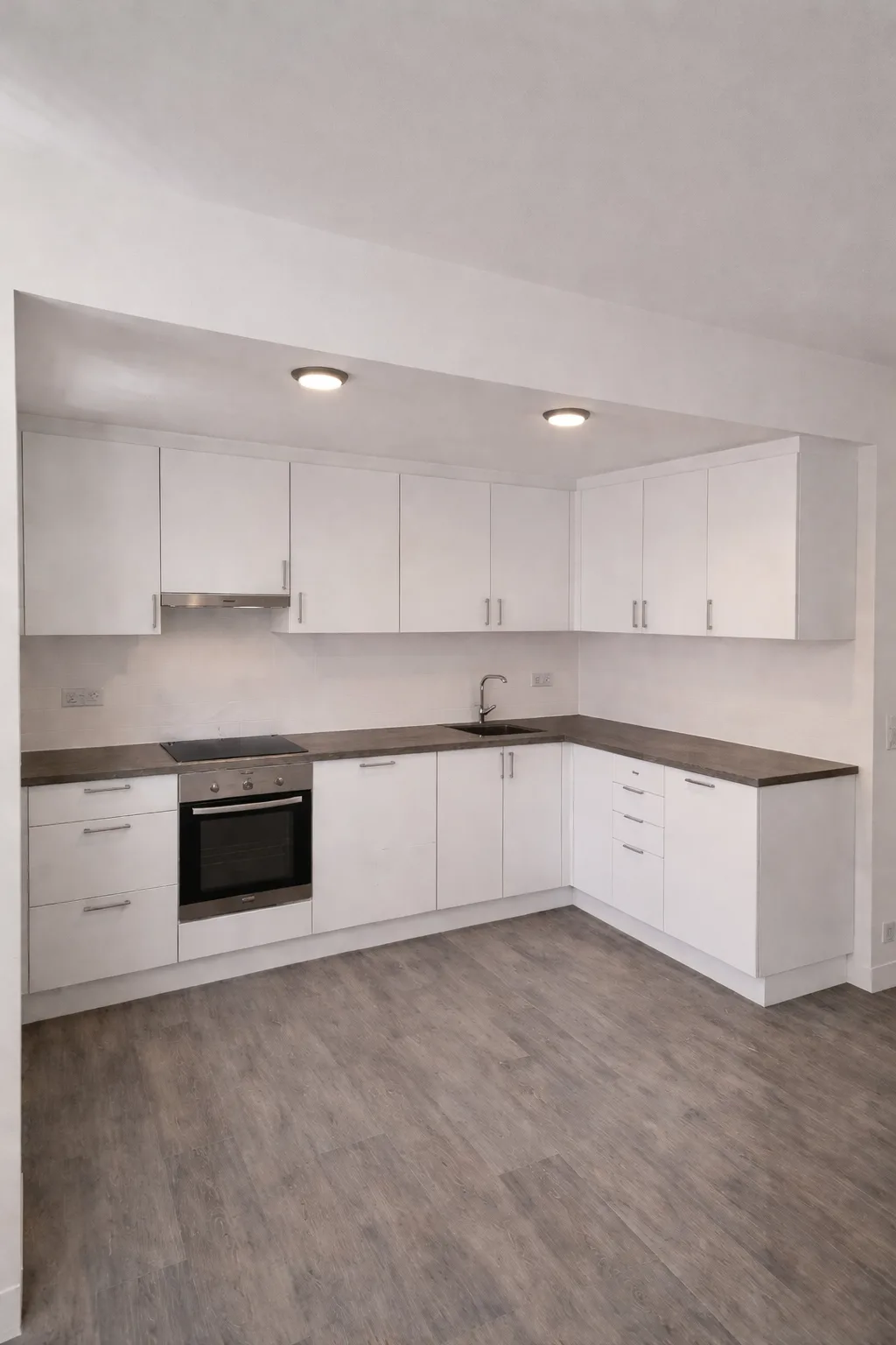 After: Kitchen — from bare shell to finished kitchen — carried out by Handwerker Costa Blanca